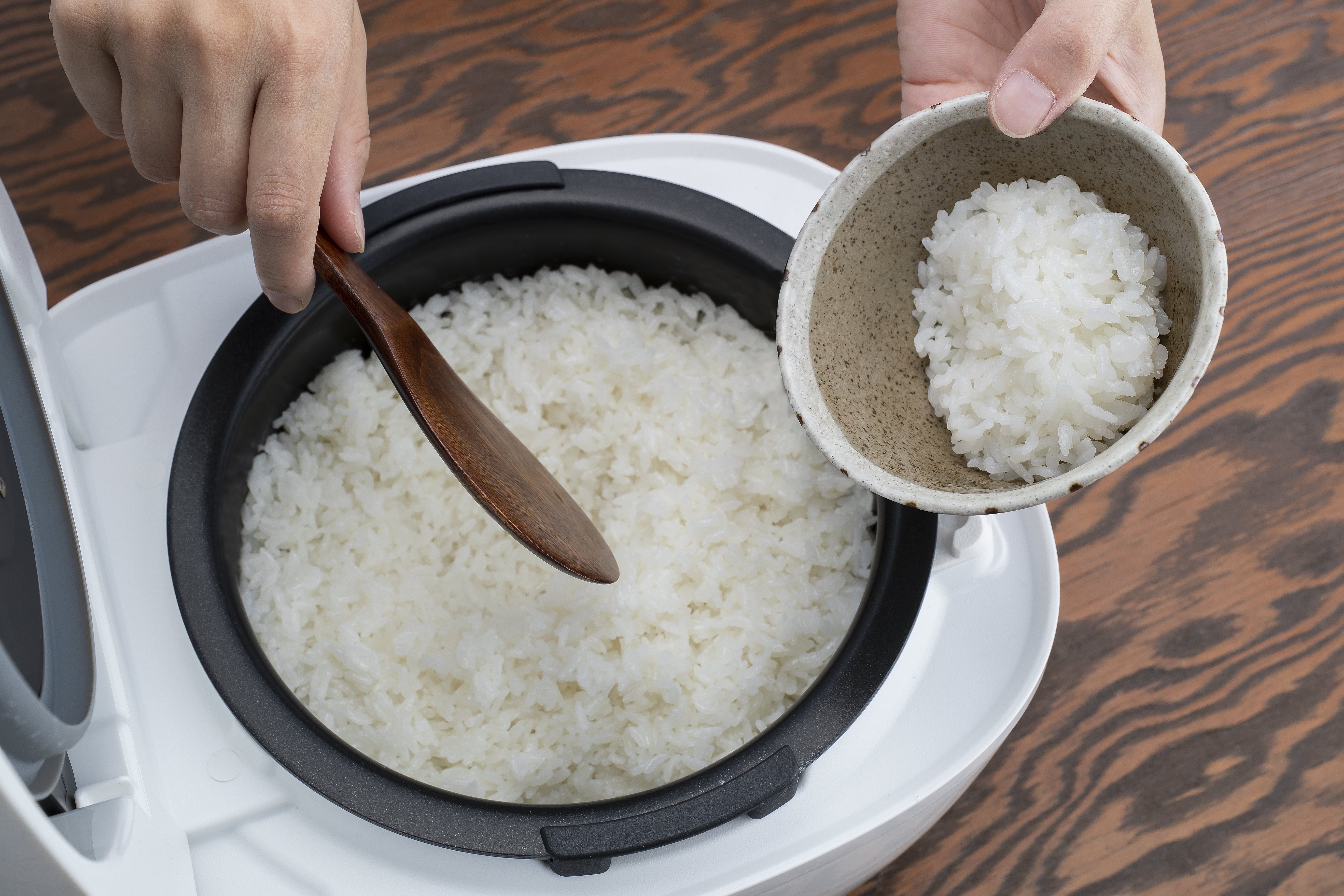 made-in-japan-double-pressure-induction-heating-rice-cooker-jpt-h-express-limited-cups.jpg (13.98 MB)